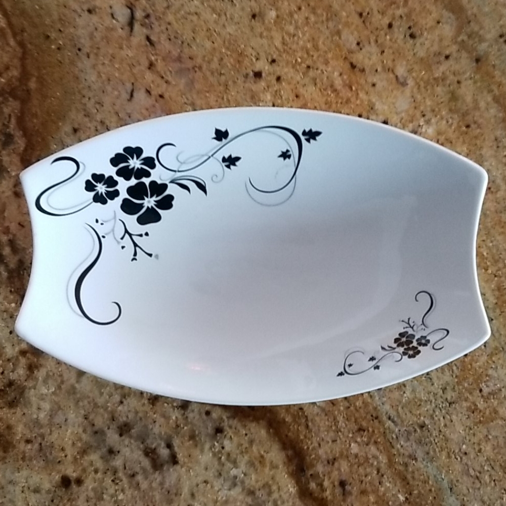 D'Lusso Home Collection deep oval platter